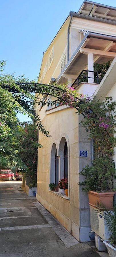 Rooms And Apartments Palma B&B Медулин Экстерьер фото