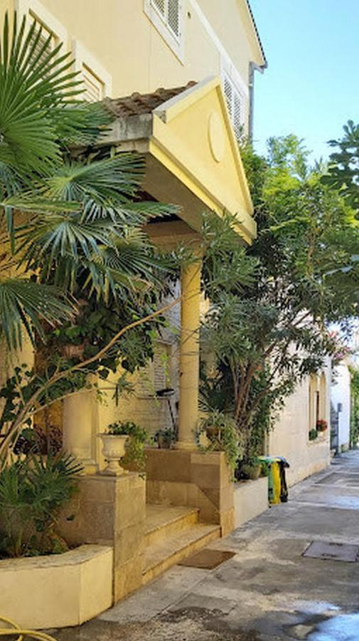 Rooms And Apartments Palma B&B Медулин Экстерьер фото